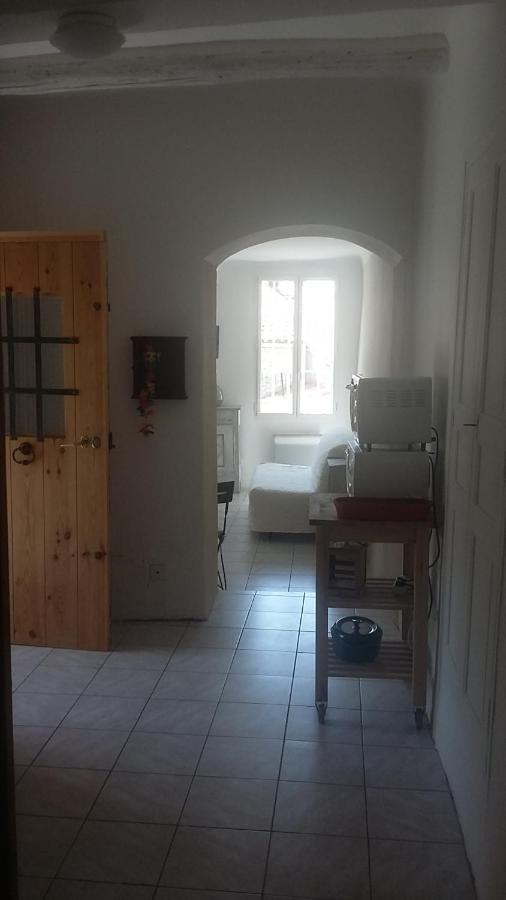 Appartement Dans Hameau Provencal Allauch Exteriör bild